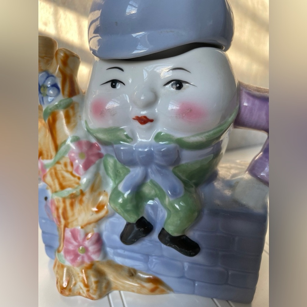 Vintage Feitx Humpty Dumpty Handpainted Ceramic Teapot, Circa 1970’s RARE FIND